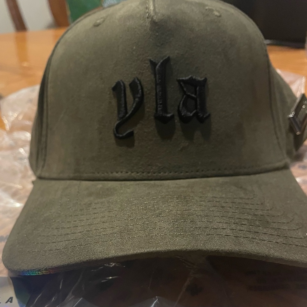 YOUNGLA hat